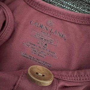 Like New - NEWBORN BABY KNOT GOWN